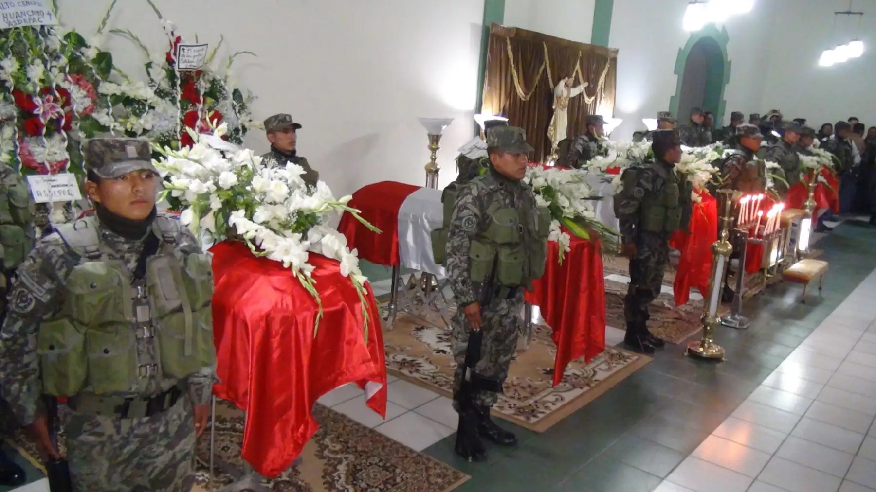 Misa en honor a militares abatidos por narcoterroristas en el Vraem.