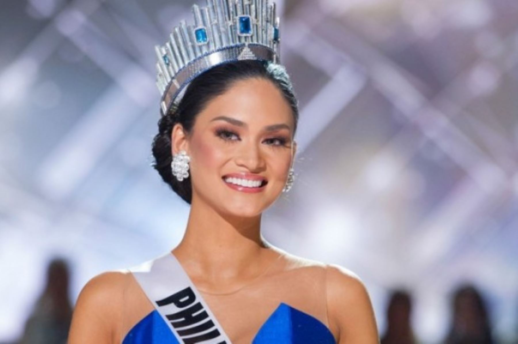 Miss Universo 2015 Pia Alonzo Llega Invitada Al Miss Peru