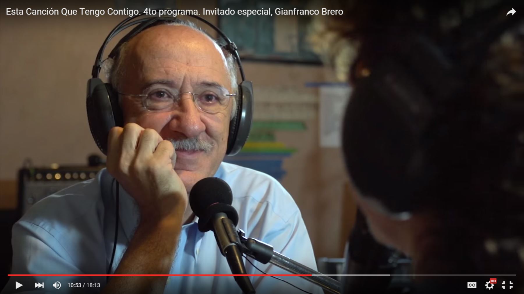 Gianfranco Brero se emocionó al escuchar una canción dedicada a su persona.