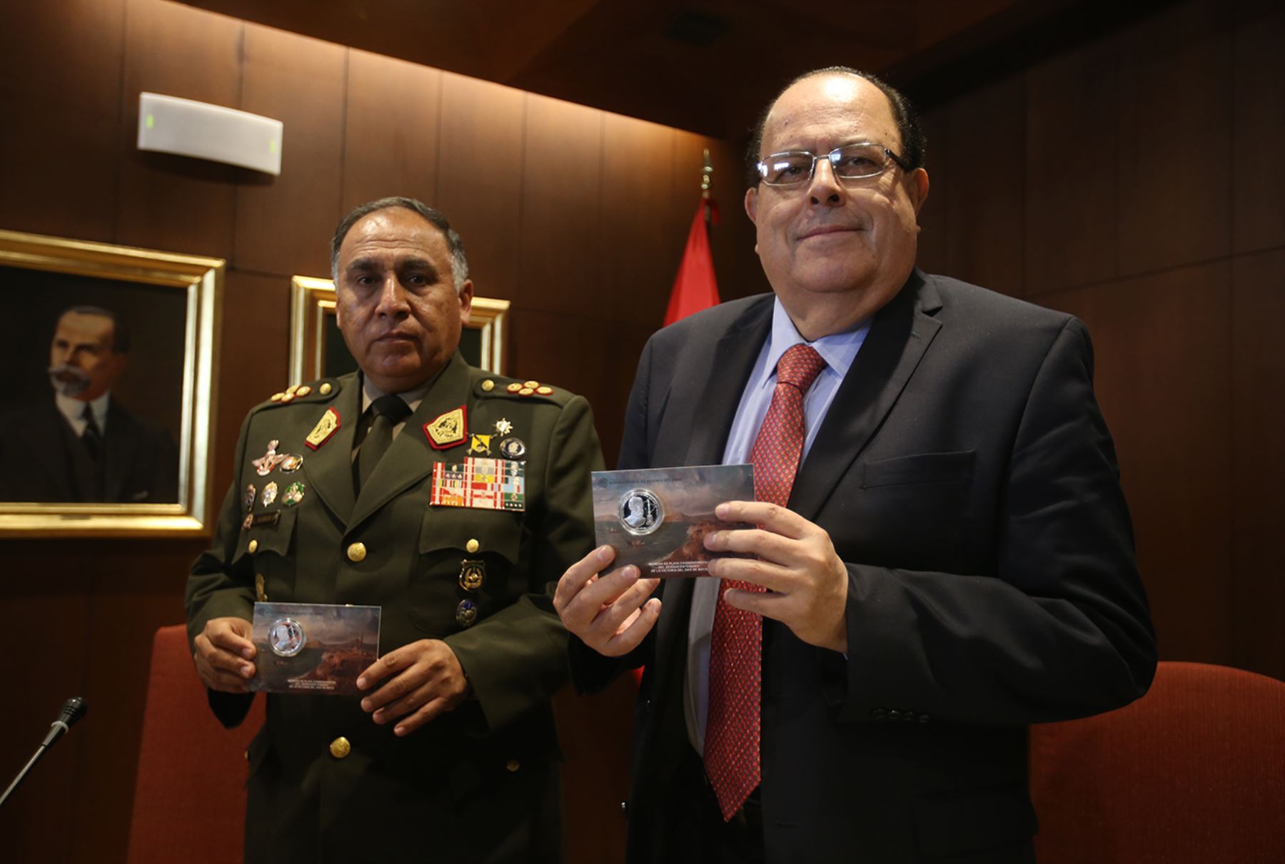 LIMA, PERÚ - ABRIL 29. Banco Central de Reserva emite moneda conmemorativa de victoria del Dos de Mayo

Foto: ANDINA/Juan Carlos Guzmán Negrini.
