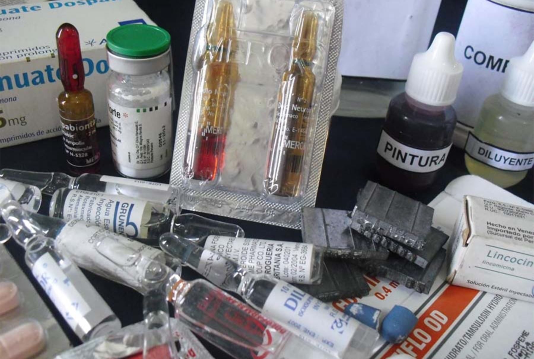 En el Perú mercado de medicinas ilegales movería alrededor de 150 millones de dólares. ANDINA