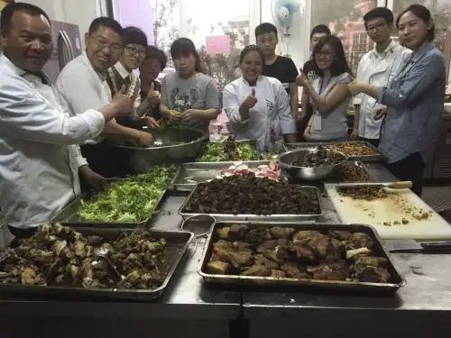 Pachamanca y pisco sour serán degustados en cita de gourmets en China. Difusión