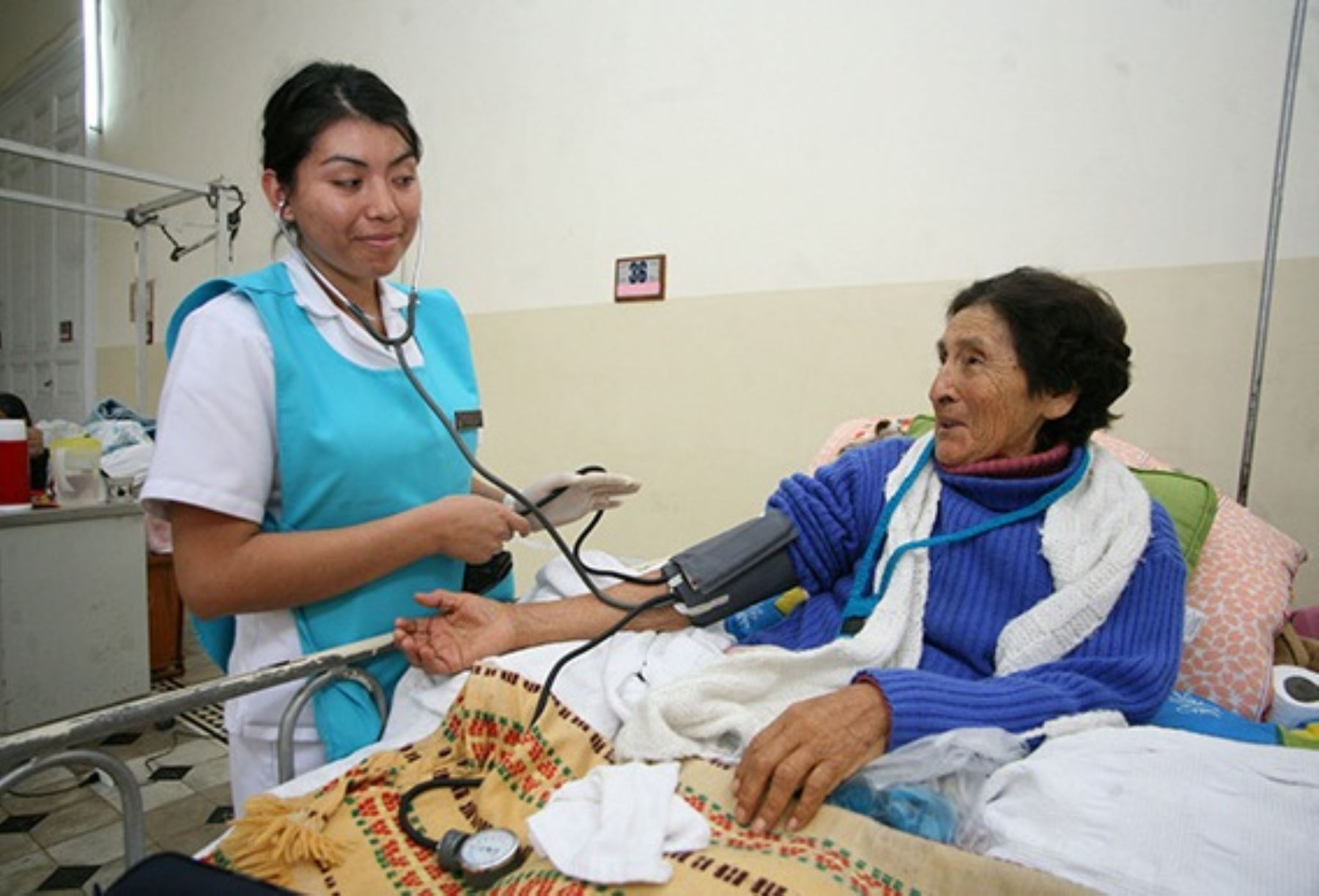 Número de profesionales de salud se incrementó en más de 27 mil en último quinquenio. Foto: ANDINA/Difusión.