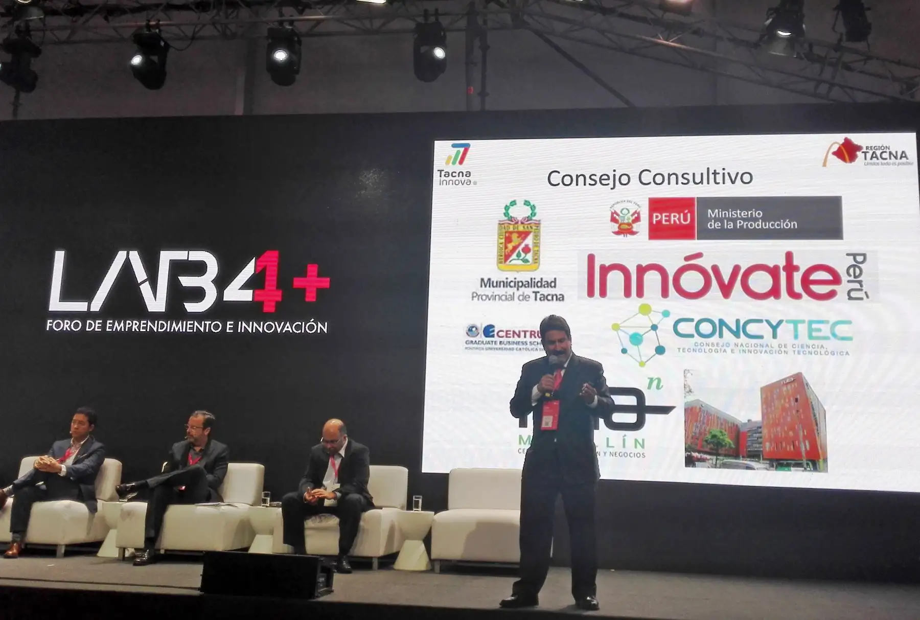 Foro LAB4+ se realizó en Lima en el 2016. ANDINA/Difusión