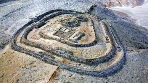 Chankillo, declarado Patrimonio Cultural de la Nación en enero de 2008, es considerado el observatorio solar más antiguo de América, con una antigüedad de más de 2,000 años