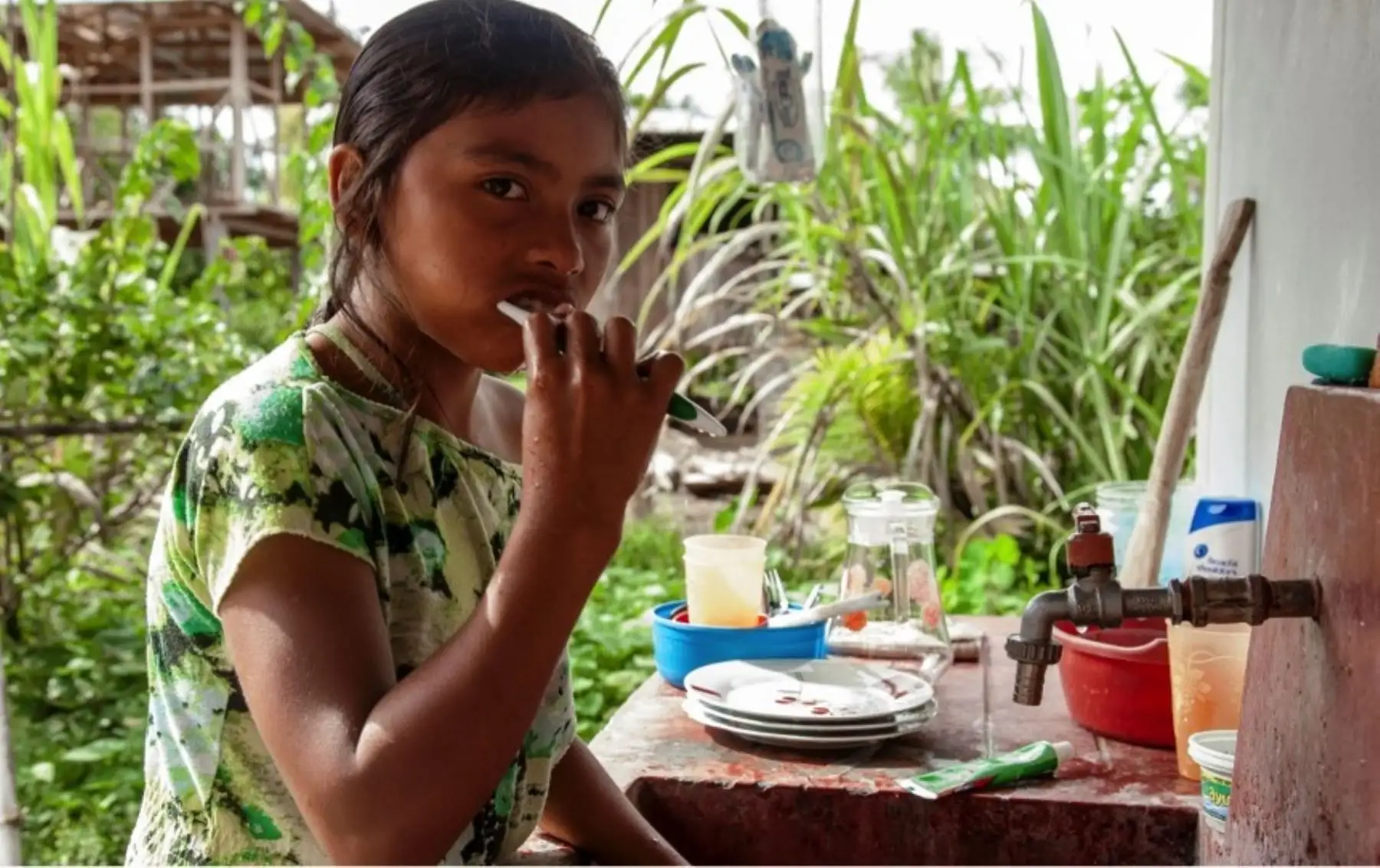 Comunidades indígenas de Cusco acceden a programa de salud bucal.