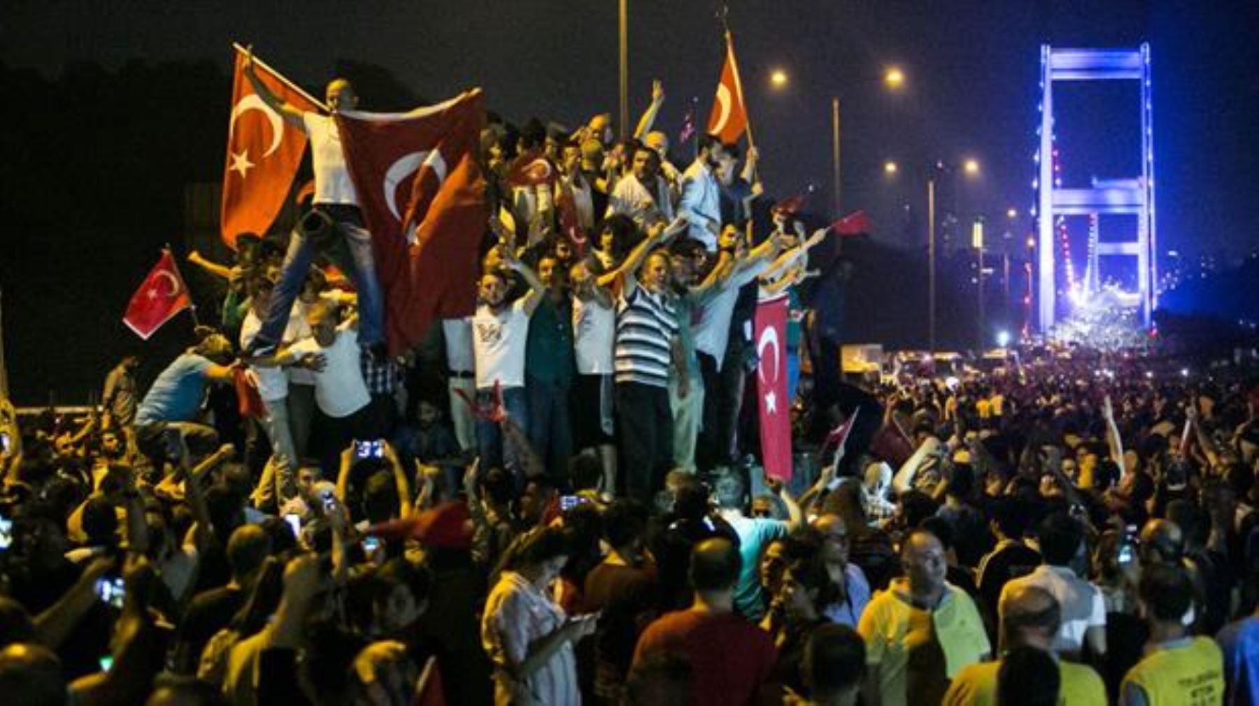 Las impactantes imágenes del golpe de Estado fallido en Turquía Foto: AFP