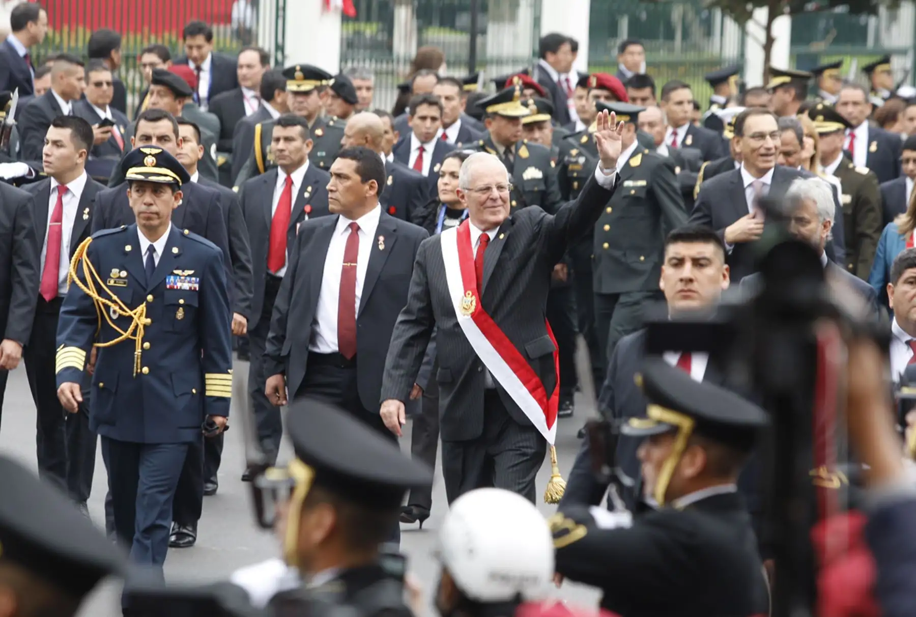 LIMA,PERÚ-JULIO 28. Presidente Pedro Pablo Kuczynski se dirige a  Palacio de Gobierno. Foto: ANDINA/ Eddy Ramos