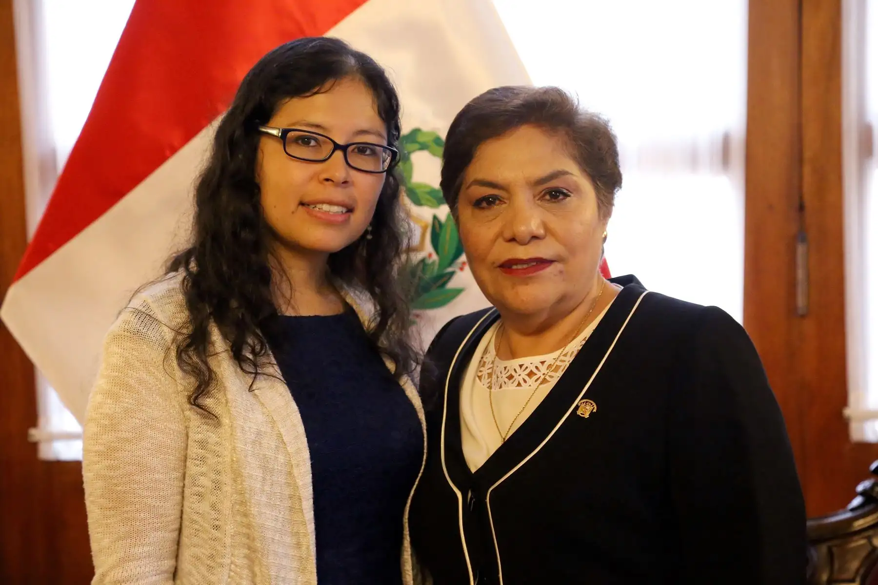 Presidenta del Congreso, Luz Salgado, recibió a la ingeniera aeroespacial, Jackelynne Silva-Martínez, nacida en el Cusco y trabaja en la NASA. ANDINA/Difusión