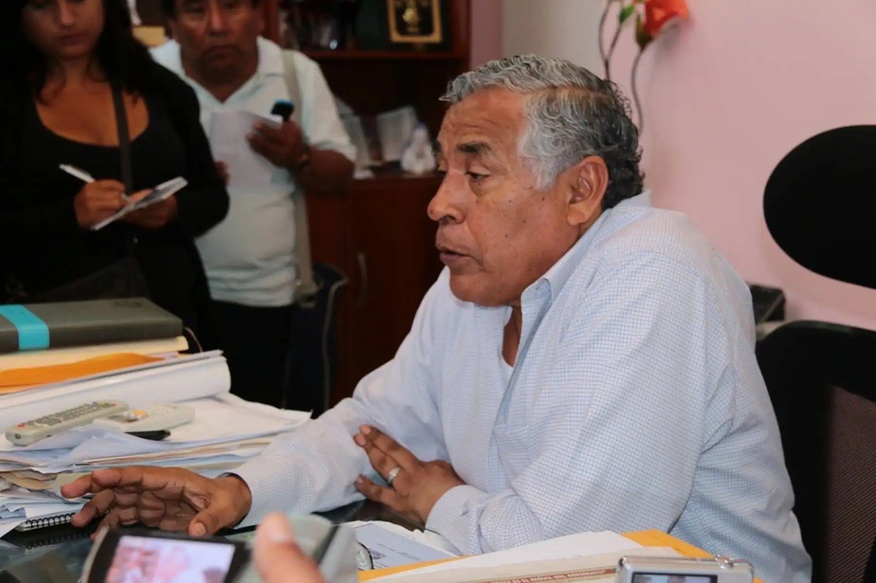 La Asociación de Alcaldes de la Provincia del Santa, en la región Áncash, solicitó al Ministerio del Interior una nueva ampliación del estado de emergencia en las provincias del Santa y Casma para fortalecer la seguridad ciudadana y garantizar la paz social, informó el titular de esta asociación y alcalde del Santa, Julio Cortez Rojas.