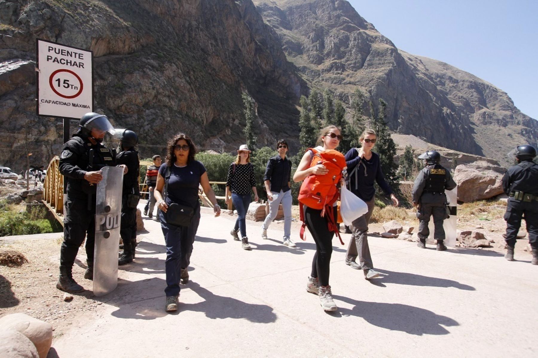 Autoridades de Cusco recomiendan evitar el traslado de turistas por la vía alterna a Machu Picchu. ANDINA/Archivo
