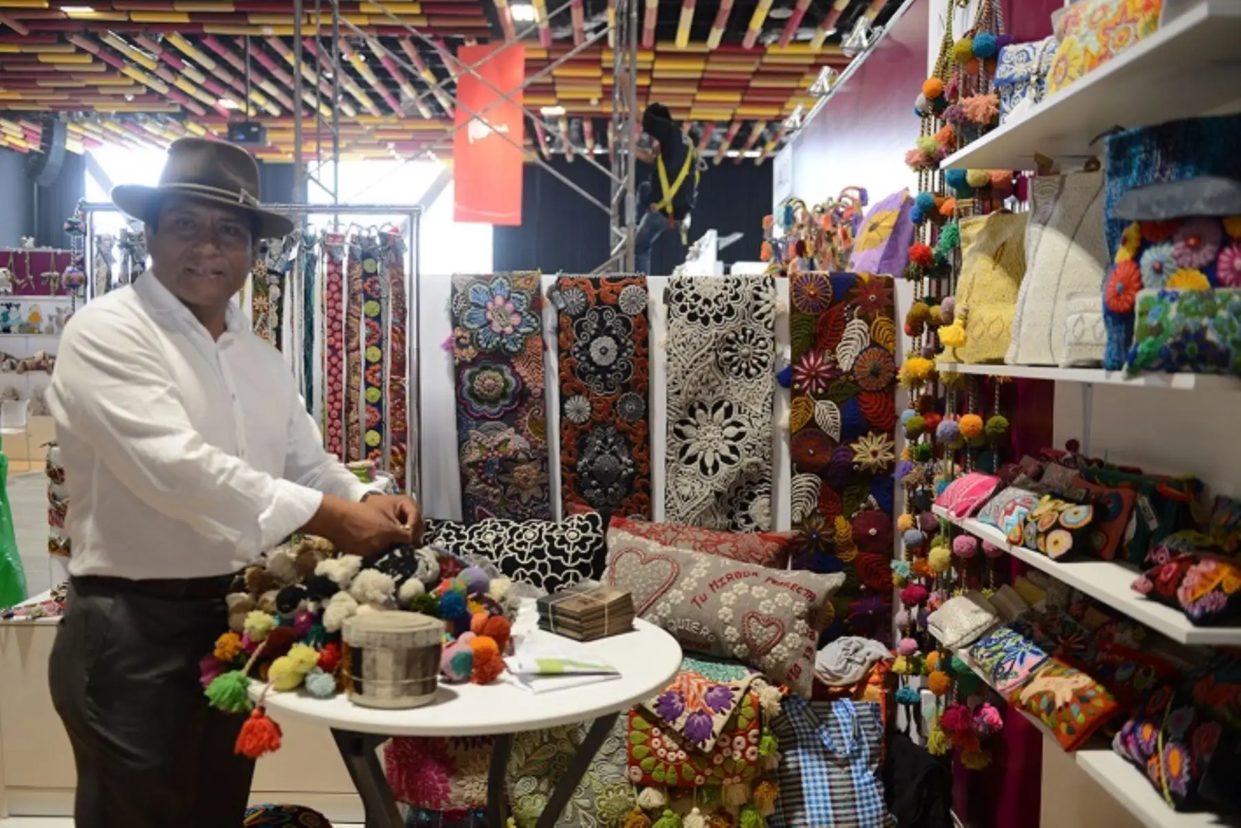 textiles peruanos