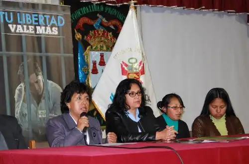 Estudiantes de la Escuela de Comunicación Social de la Universidad Nacional del Altiplano (UNAP) presentarán mañana documentales sobre la prevención de tráfico ilícito de drogas. ANDINA