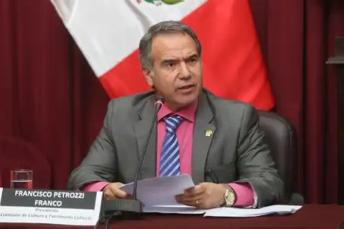 Legislador Francisco Petrozzi. ANDINA/Oscar Farje