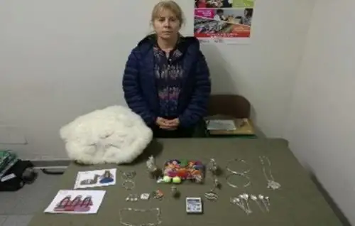Turista argentina fue detenida por hurto de mercadería artesanal en Machu Picchu