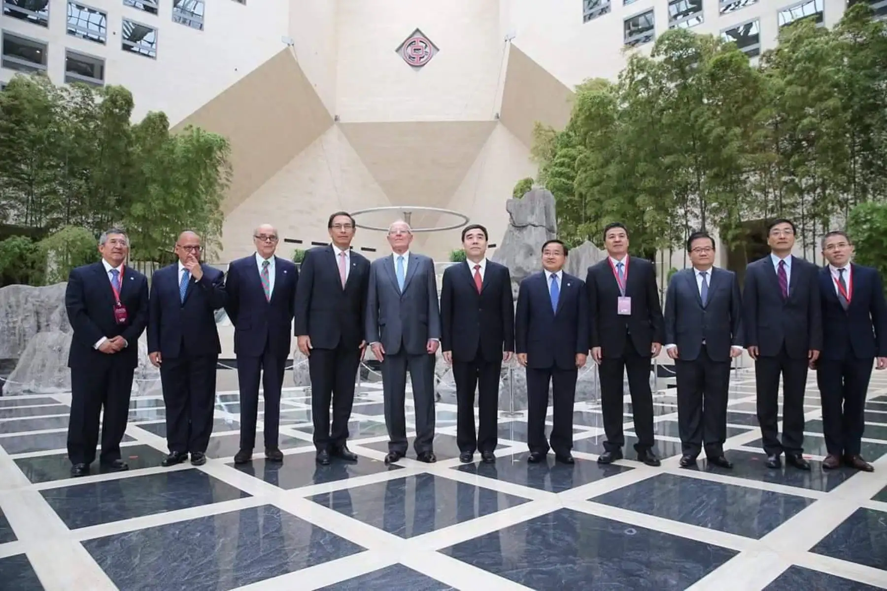 Presidente Kuzcynski llega al Foro de Cooperación Financiera y de Capacidad Industrial entre China y Perú, organizado por el Banco de China. Foto: ANDINA/ Prensa Presidencia