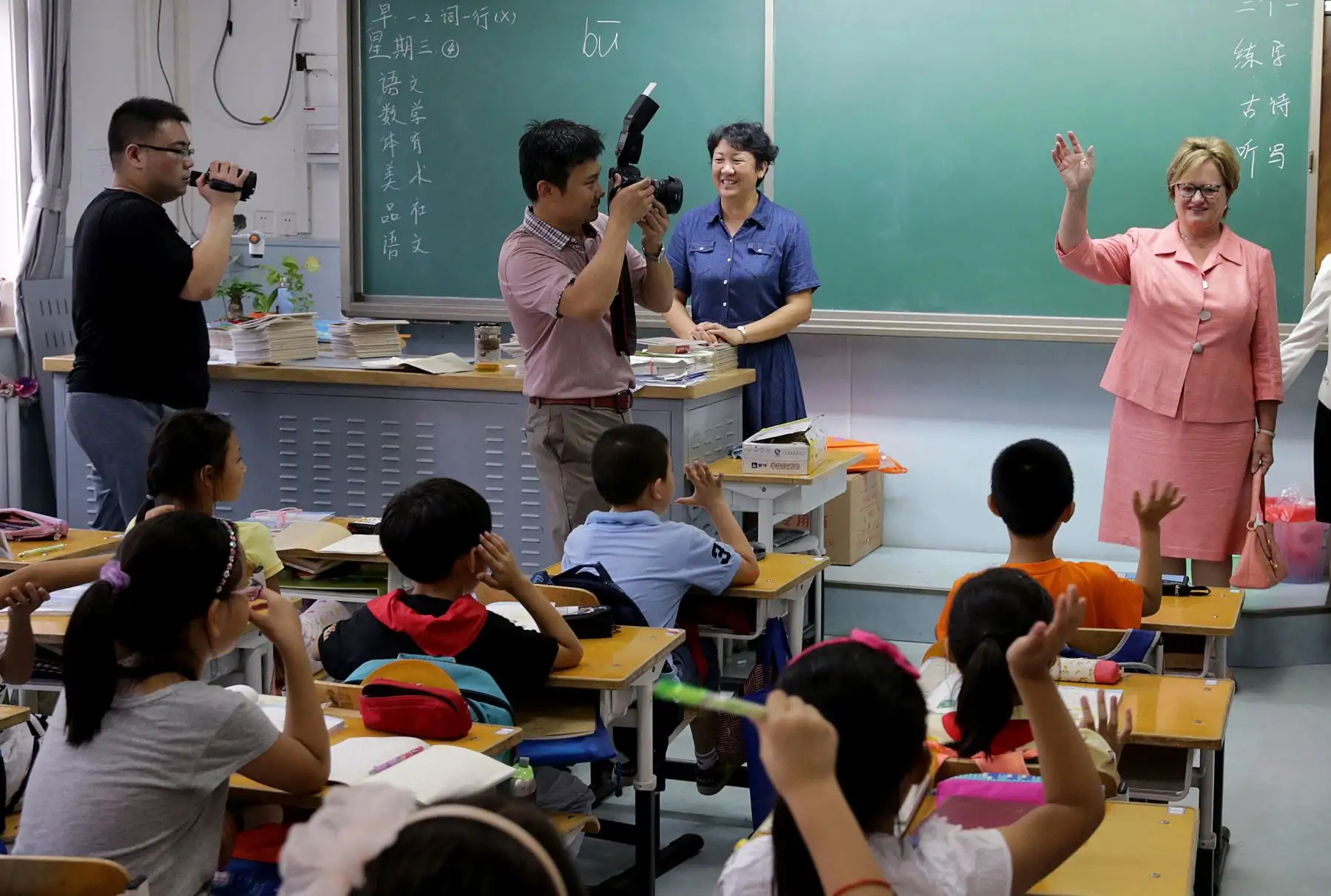 Primera Dama, Nancy Lange, visitó la Escuela Experimental Primaria de la ciudad de Beijing. Foto: ANDINA/Prensa Presidencia