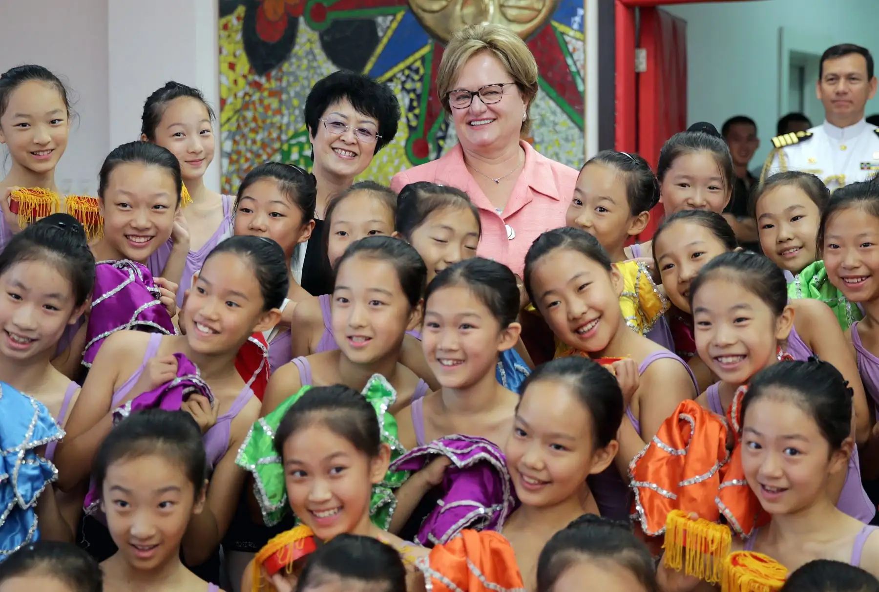 Primera Dama, Nancy Lange, visitó la Escuela Experimental Primaria de la ciudad de Beijing. Foto: ANDINA/Prensa Presidencia