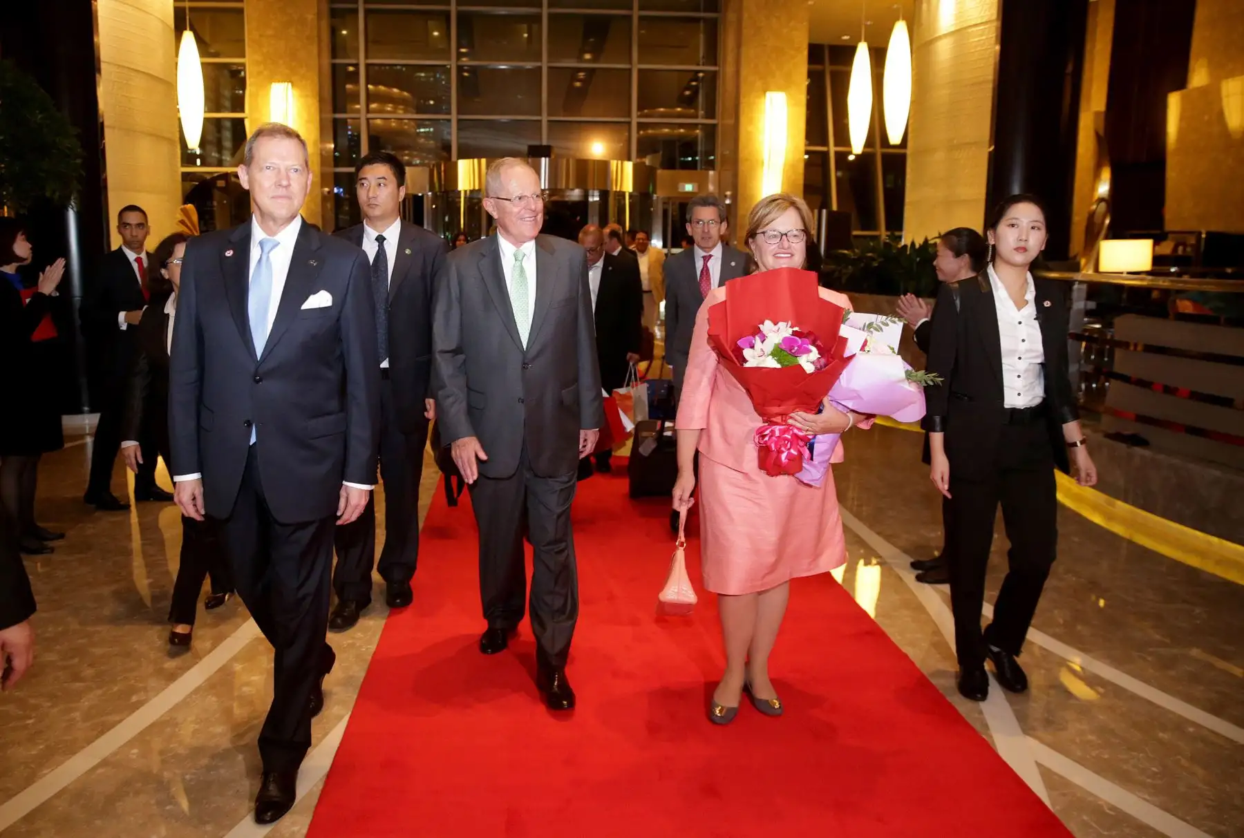 Presidente Kuczynski llegó a la ciudad de Sahangai para continuar con la Visita de Estado en China. Foto: ANDINA/ Prensa Presidencia