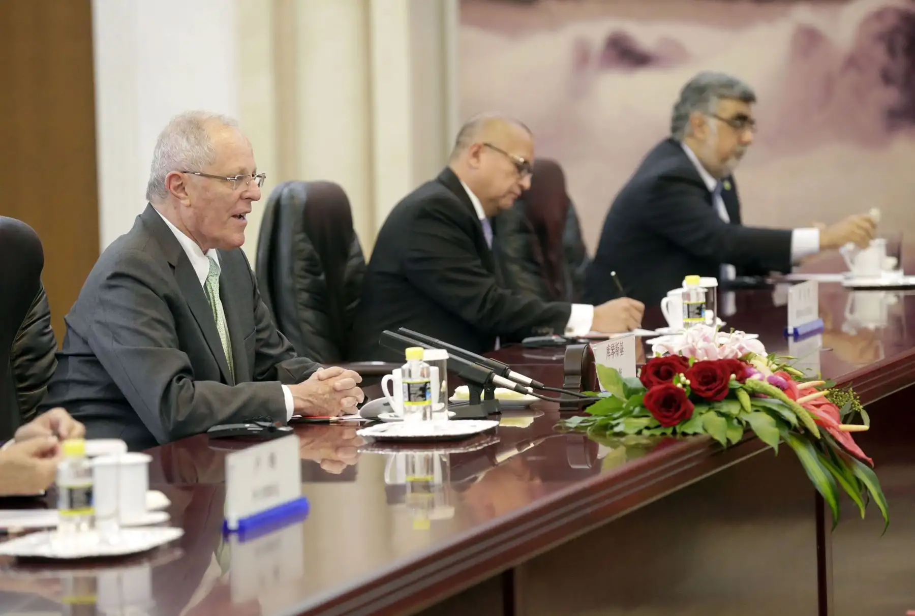 El presidente de la República, Pedro Pablo Kuczynski, fue recibido hoy por el primer ministro de China, Li Keqiang. Foto: ANDINA/ Prensa Presidencia