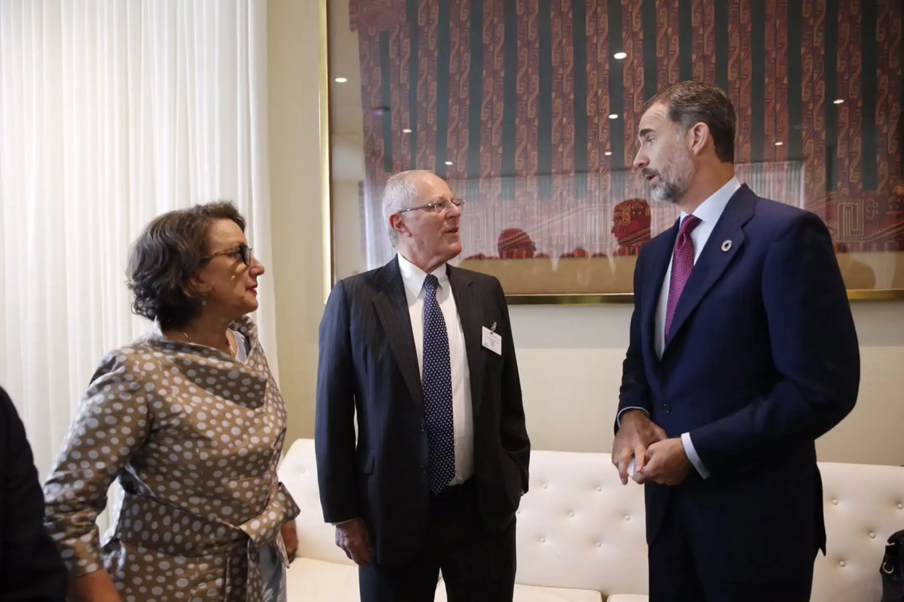 Nueva York, set. 20. El presidente Pedro Pablo Kuczynski dialogó hoy con el rey de España, Felipe VI; en el marco de la Asamblea General de Naciones Unidas, actualmente en marcha en Nueva York.
Foto.Andina/Presidencia