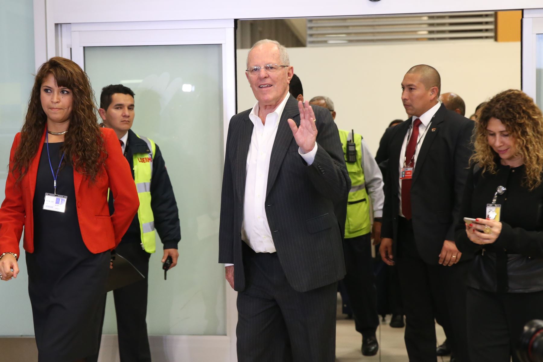 LIMA,PERÚ-SETIEMBRE 22. Presidente Pedro Pablo Kuczynski retorna al país tras visitar China y Estados Unidos. Foto: ANDINA/Oscar Farje Gomero.