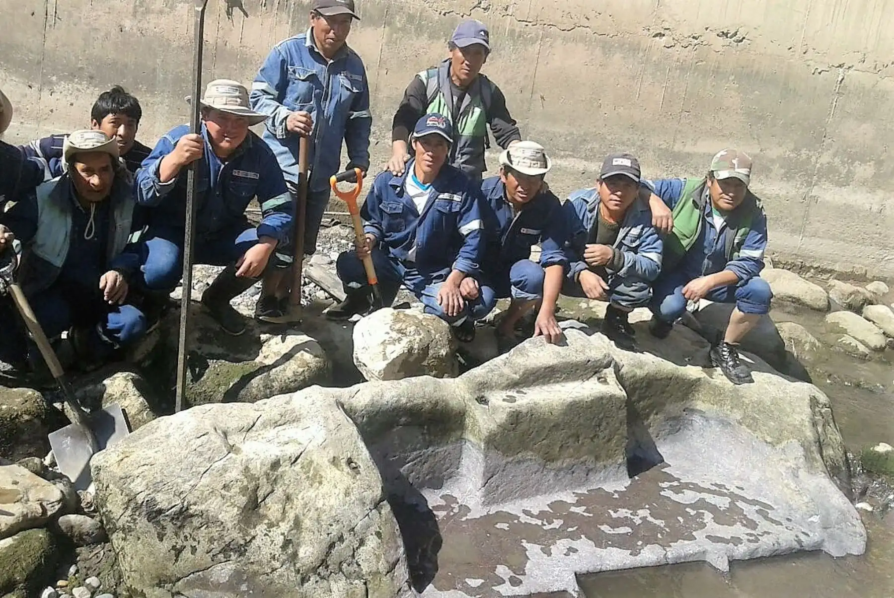 Hallan parte de alta inca en ribera del río Vilcanota en Ollantaytambo.