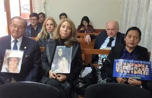 Padres de los jóvenes víctimas en el caso Utopía. Foto: ANDINA/Difusión