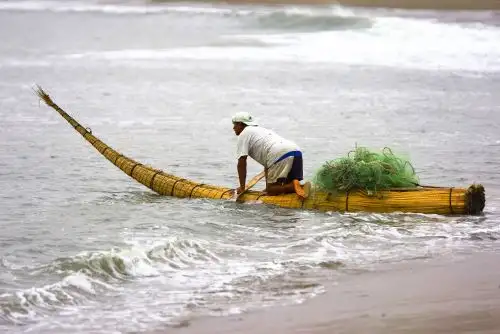 Pimentel, el conocido balneario de Lambayeque, organiza el Festival del Caballito de Totora, para promover el turismo en la zona. Foto: ANDINA/archivo.