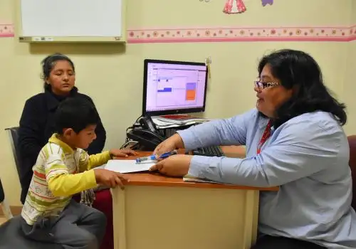Instituto de Salud del Niño de San Borja, informó que padres de familia persisten en usar castigo físico para corregir a sus hijos.