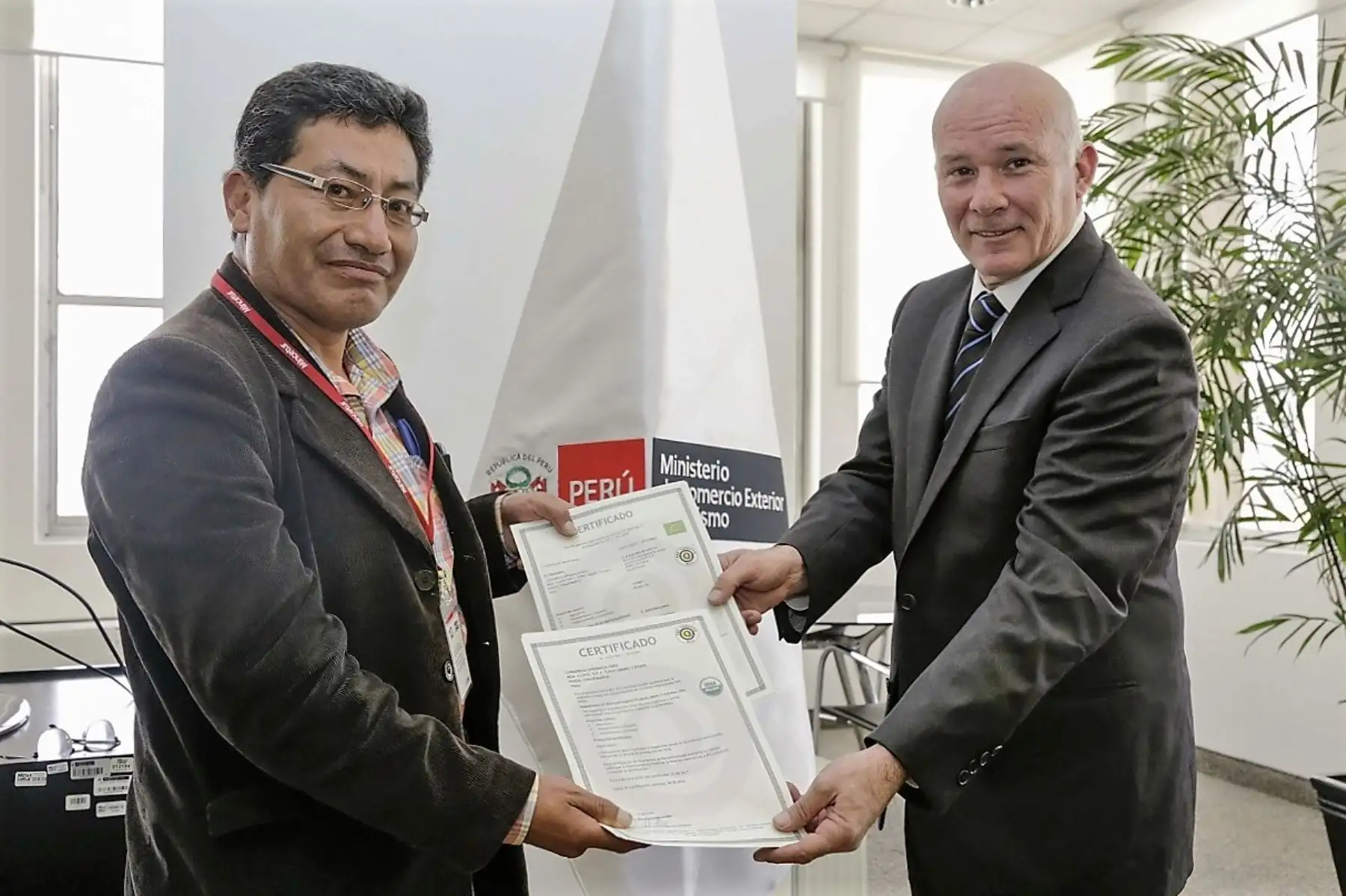 Mincetur otorga certificación orgánica a los productores de maca de Junín y Pasco.