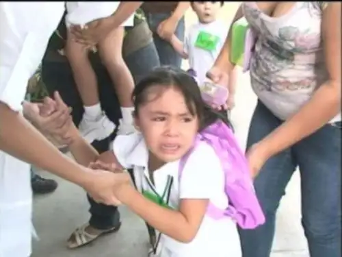 A veces los berrinches son una señal de un cuadro de ansiedad en los niños y niñas, afirma el psiquiatra Carlos Bromley.