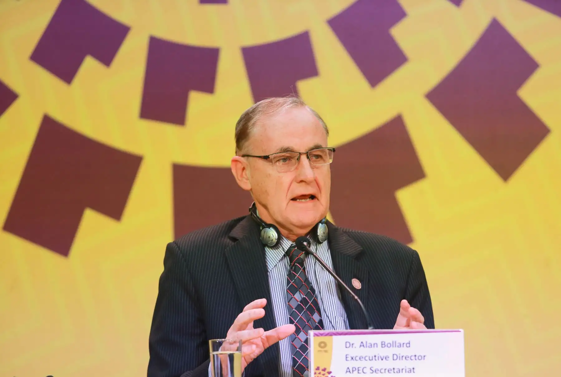 Altos funcionarios del Perú ante APEC exponen avances del trabajo realizado por las 21 economías de la región en el marco del Foro de Cooperación Económica Asia Pacífico - APEC 2016. Foto: ANDINA/ Jhony Laurente