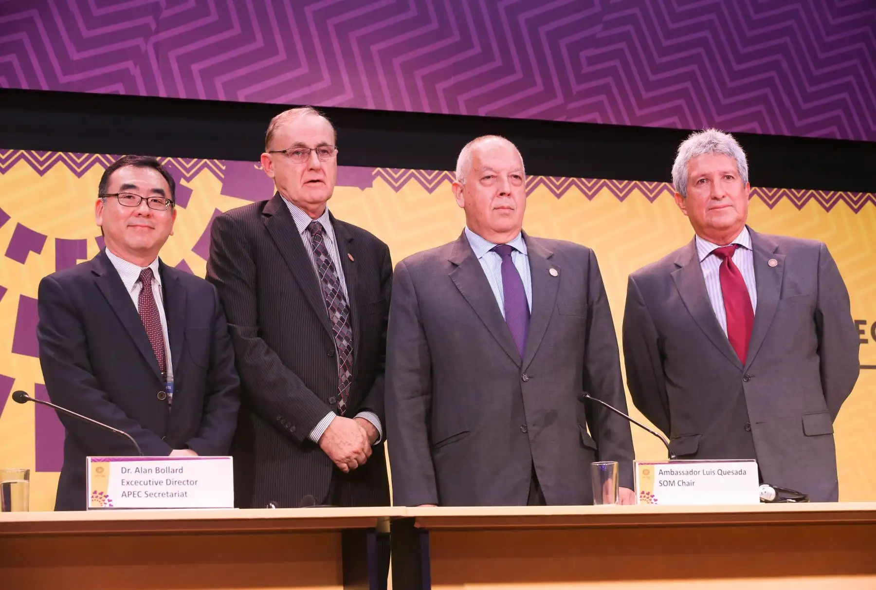 Altos funcionarios del Perú ante APEC exponen avances del trabajo realizado por las 21 economías de la región en el marco del Foro de Cooperación Económica Asia Pacífico - APEC 2016. Foto: ANDINA/ Jhony Laurente