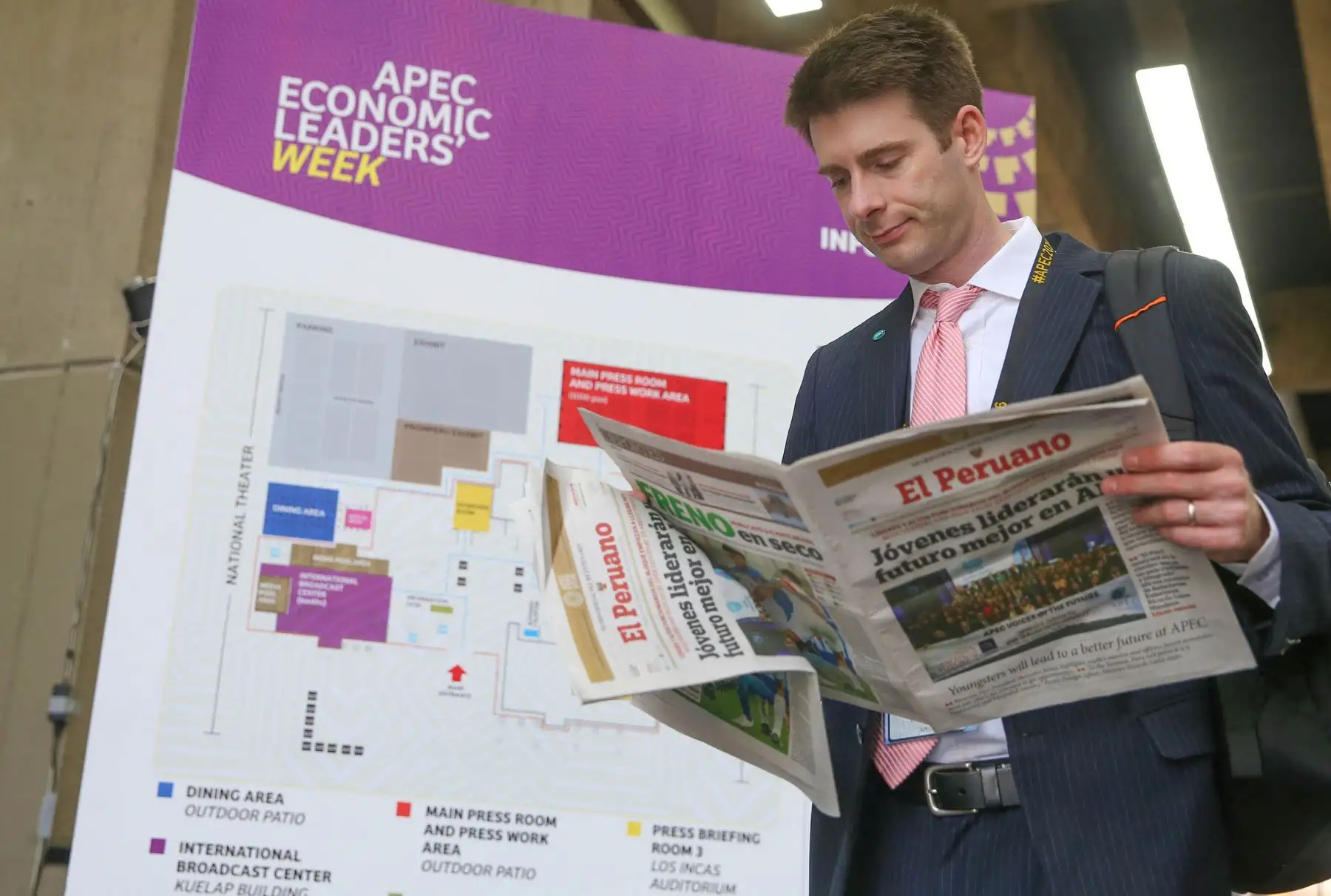 LIMA PERÚ, NOVIEMBRE 16.Diario Oficial El Peruano lanza edición bilingüe por cita de APEC 2016. Foto: ANDINA/ Vidal Tarqui