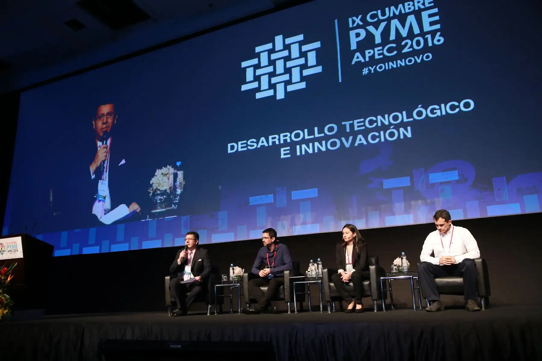 LIMA, PERÚ NOVIEMBRE 17. Juan Carlos Mathews Salazar, viceministro de MYPE e Industria del PRODUCE, inauguró la IX Cumbre Pyme APEC 2016.Foto: ANDINA/Johny Laurente.