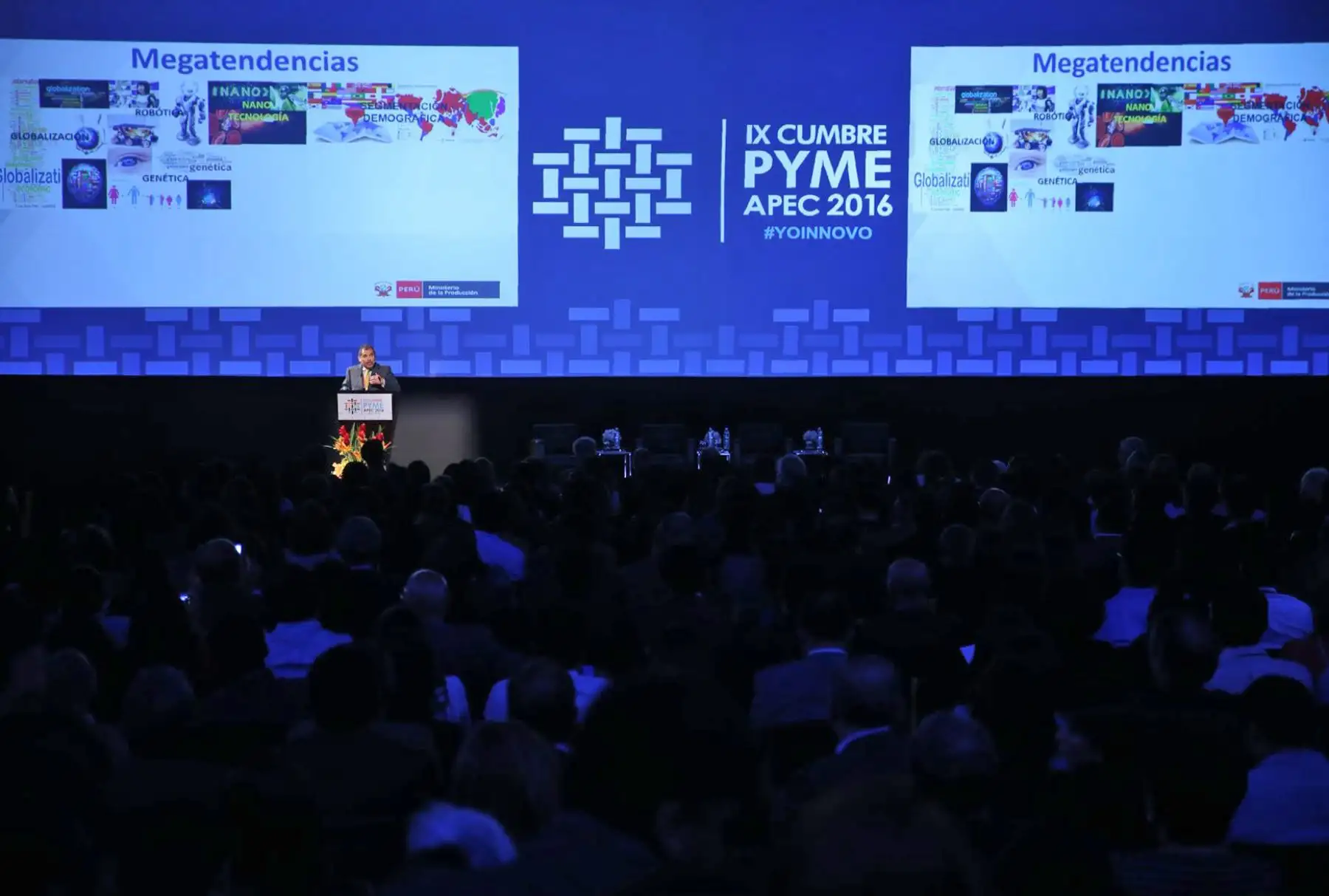 LIMA, PERÚ NOVIEMBRE 17. Juan Carlos Mathews Salazar, viceministro de MYPE e Industria del PRODUCE, inauguró la IX Cumbre Pyme APEC 2016.

Foto: ANDINA/Juan Carlos Guzmán Negrini