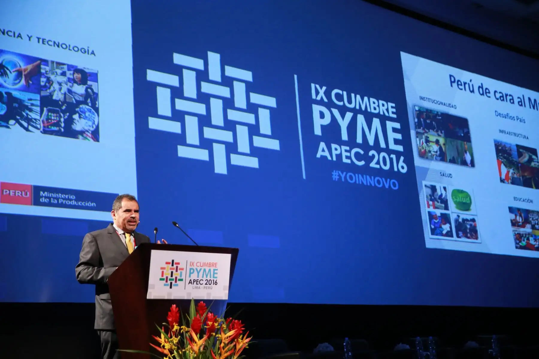 LIMA, PERÚ NOVIEMBRE 17. Juan Carlos Mathews Salazar, viceministro de MYPE e Industria del PRODUCE, inauguró la IX Cumbre Pyme APEC 2016.Foto: ANDINA/Johny Laurente.
