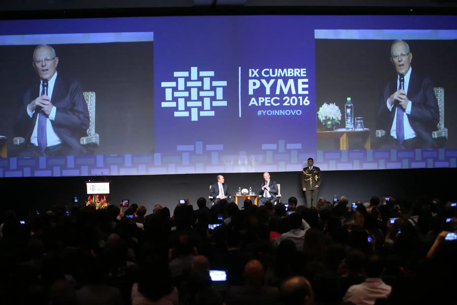 LIMA, PERÚ NOVIEMBRE 17. Presidente Pedro Pablo Kuczynski clausuró la IX Cumbre PYME APEC 2016.

Foto: ANDINA/Juan Carlos Guzmán Negrini.
