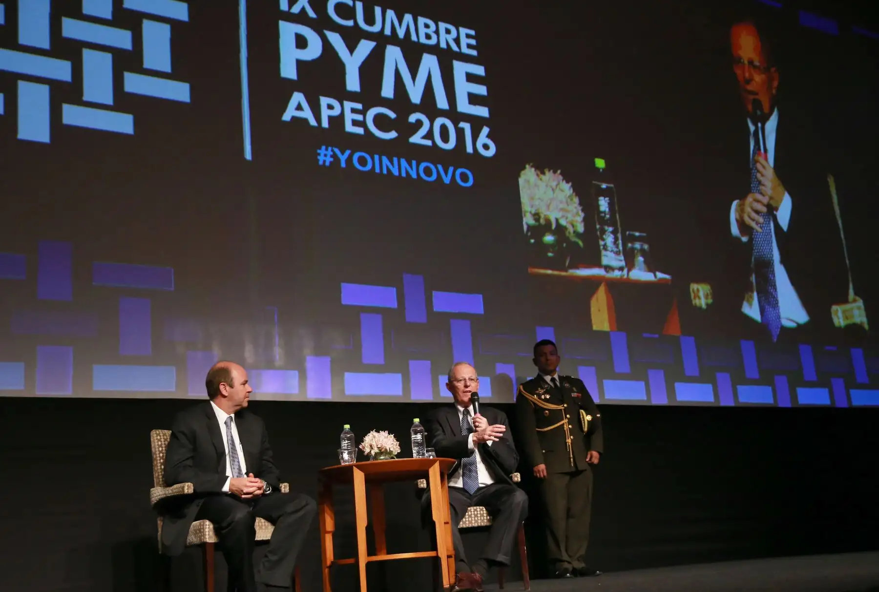 LIMA, PERÚ NOVIEMBRE 17. Presidente Pedro Pablo Kuczynski clausuró la IX Cumbre PYME APEC 2016.

Foto: ANDINA/Jhony Laurente.