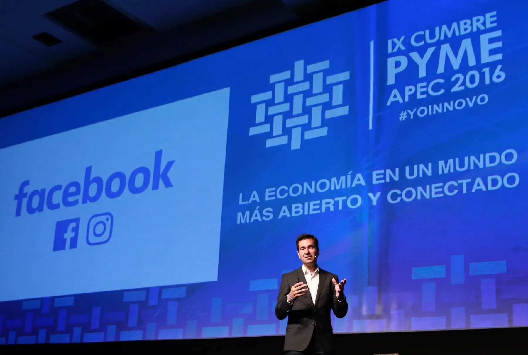 LIMA, PERÚ - NOVIEMBRE 17. Conferencia magistral de Diego Dzodan, vicepresidente de Facebook para América Latina.

Foto: ANDINA/Jhony Laurente.