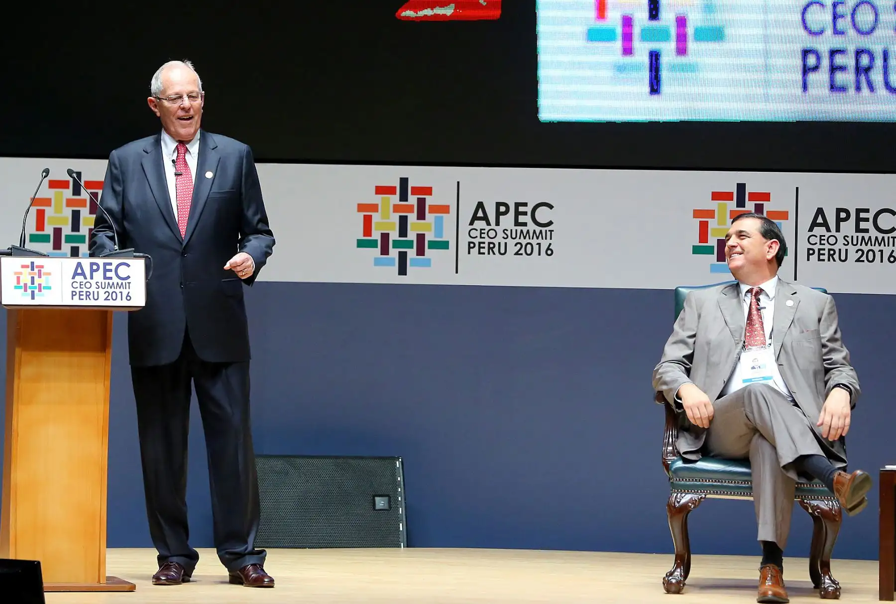 Presidente Kuczynski inaugura la sesión plenaria de la Cumbre Empresarial APEC CEO Summit. Foto: Prensa Presidencia