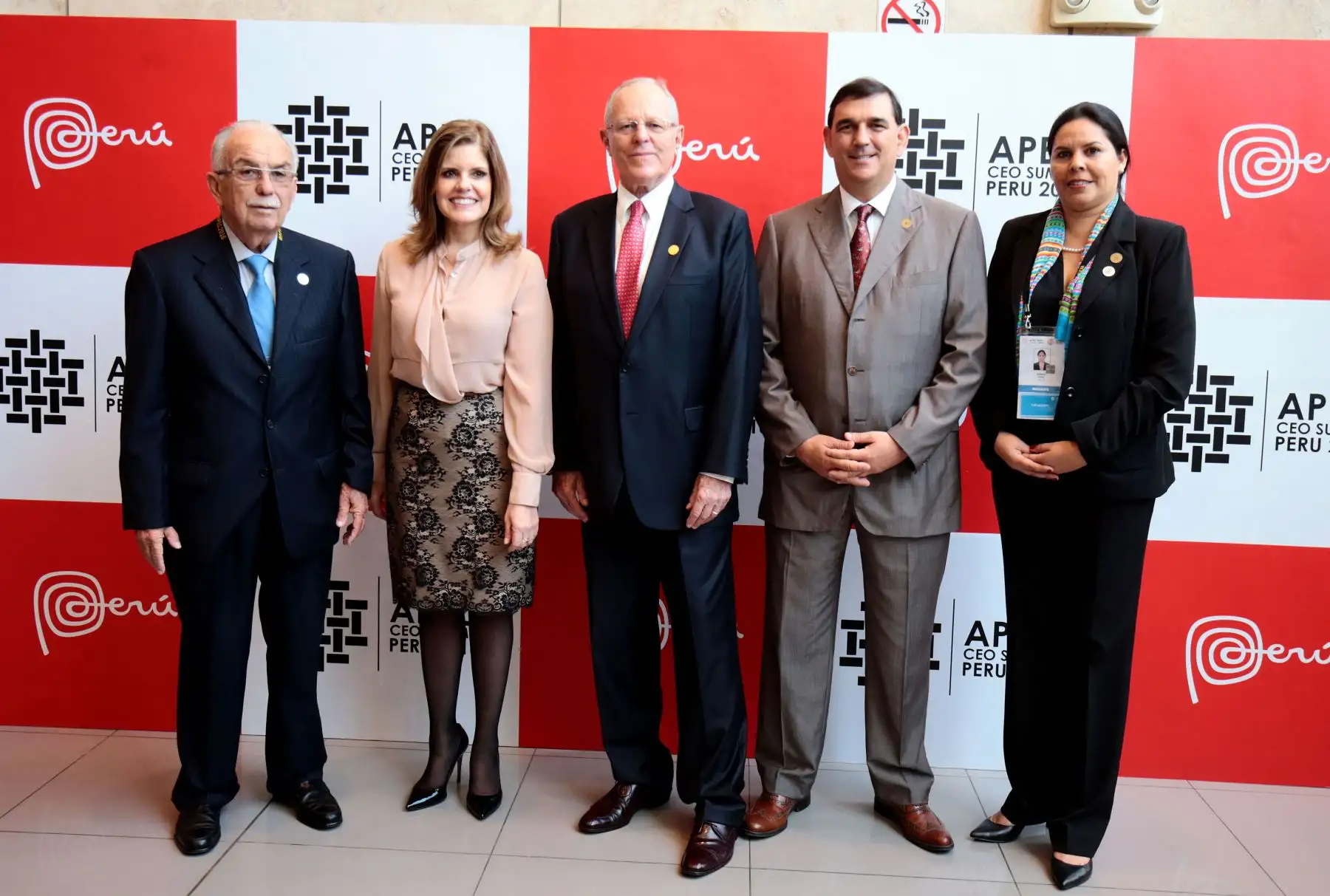 Presidente Kuczynski inaugura la sesión plenaria de la Cumbre Empresarial APEC CEO Summit. Foto: Prensa Presidencia