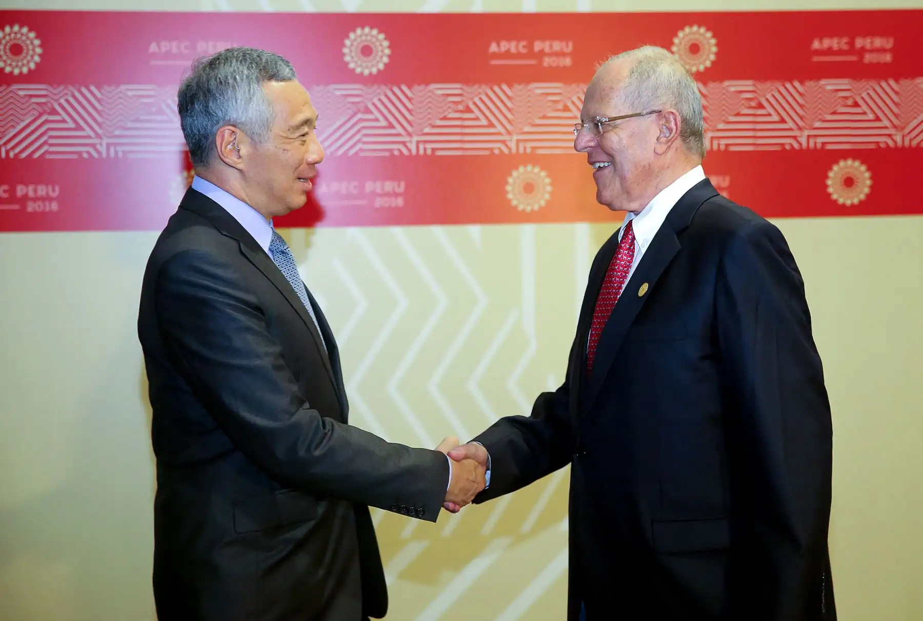 Encuentro bilateral con el Primer Ministro de Singapur, Lee Hsien Loong, en el marco de la Cumbre APEC 2016 en Lima. Foto: ANDINA/ Prensa Presidencia