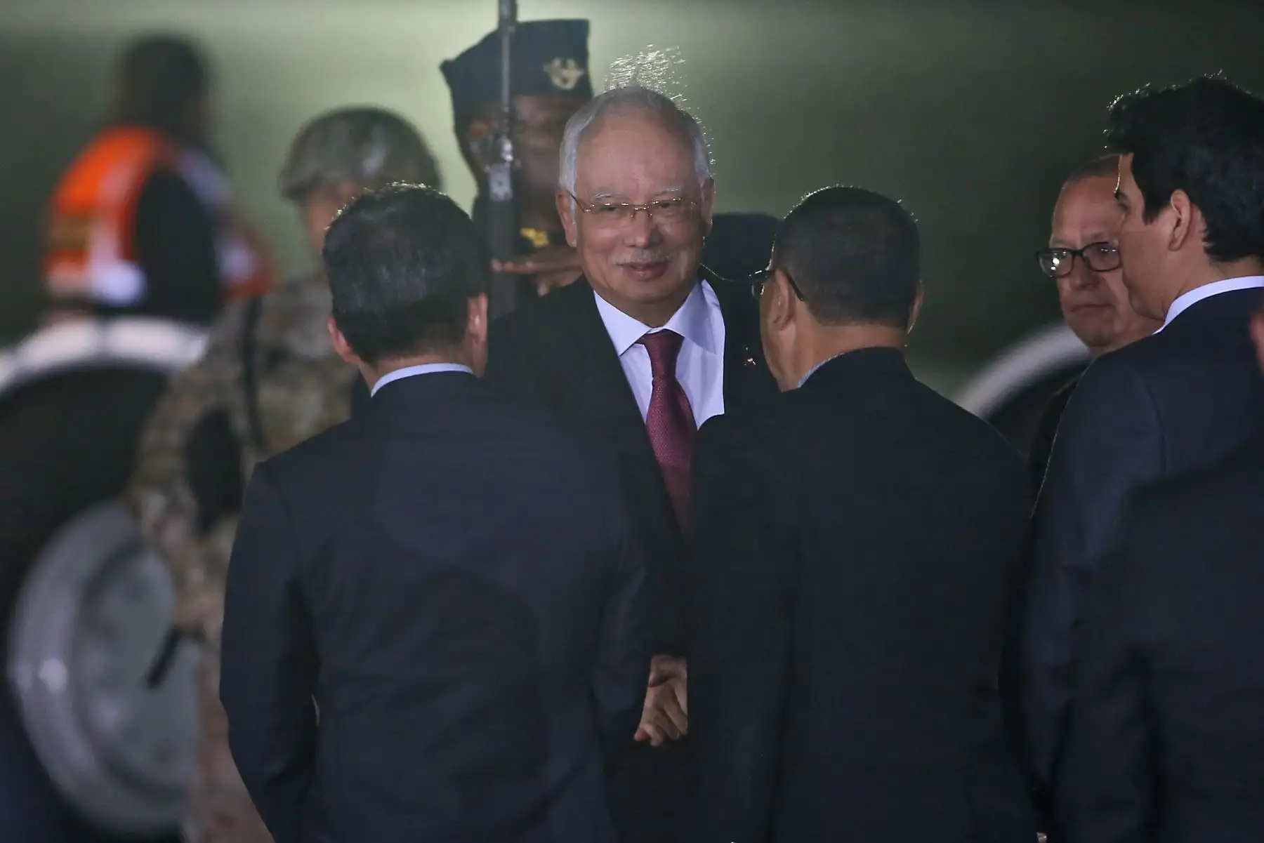 LIMA,PERÚ-NOVIEMBRE 18. Llegada del líder de la economía de Malasia Mohd Najib Tun Razak al grupo 8 de la FAP.Foto: ANDINA/archivo.