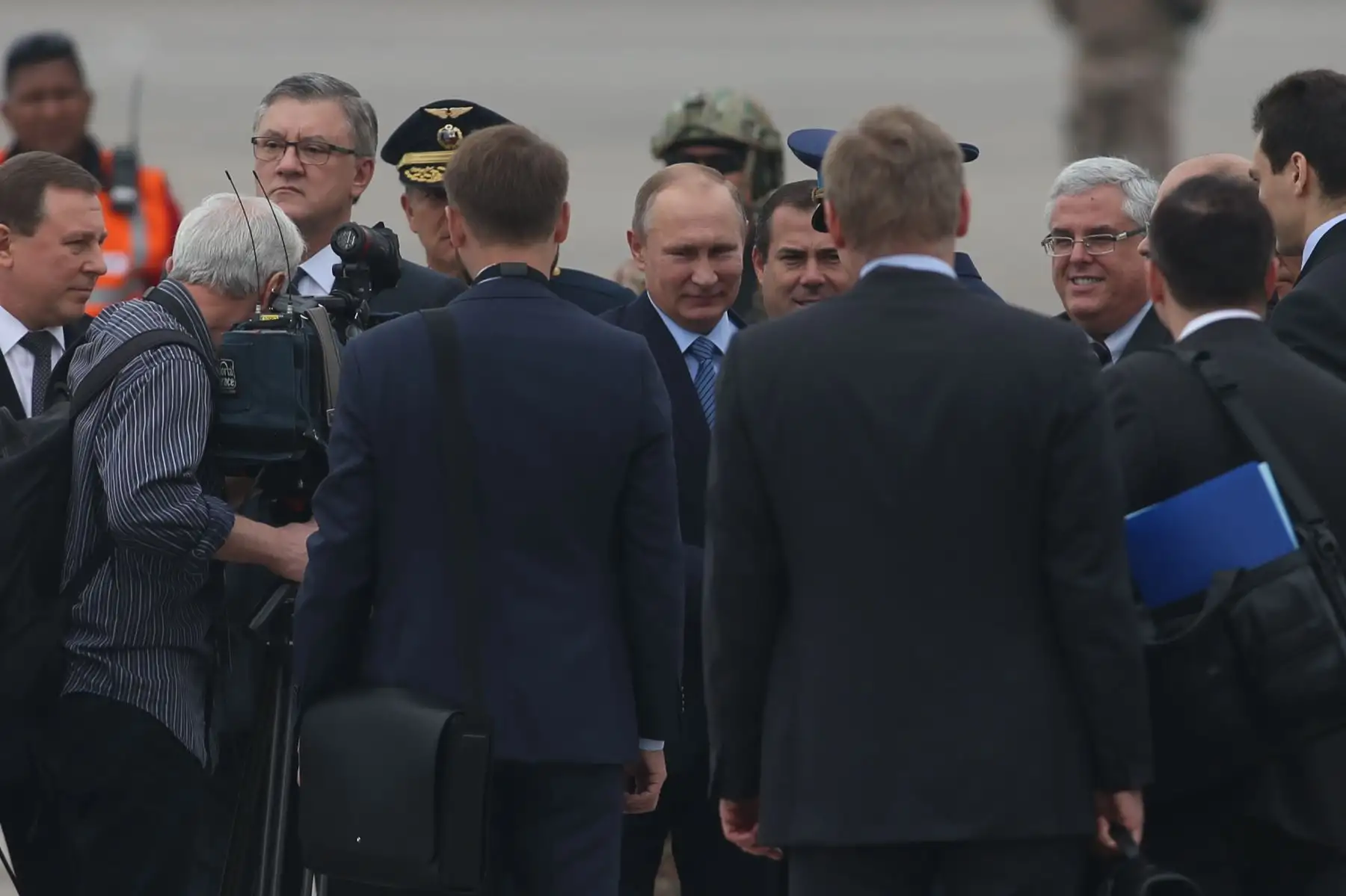LIMA,PERÚ-NOVIEMBRE 18. Llegada del líder de la economía de  Rusia Vladimir Putin al grupo 8 de la FAP.Foto: ANDINA/archivo