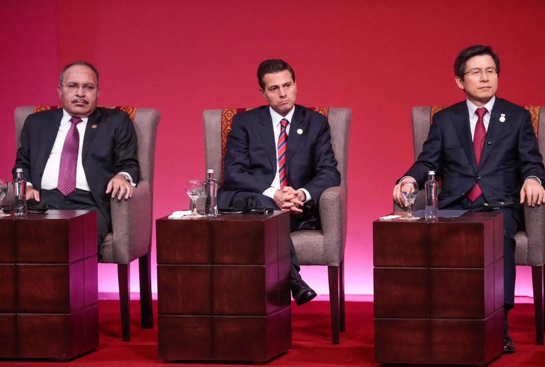 LIMA PERÚ, NOVIEMBRE 19. Presidente Pedro Pablo Kuczynski se reúne con los líderes en el Foro APEC 2016. Foto: ANDINA/ Carlos Lezama