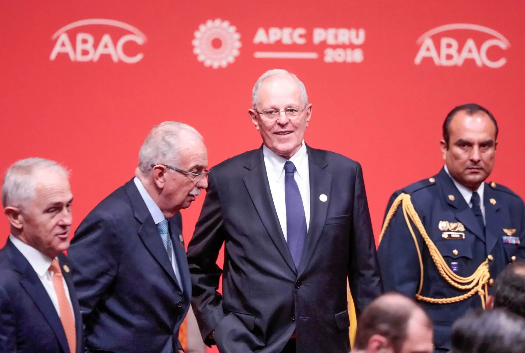 LIMA PERÚ, NOVIEMBRE 19. Presidente Pedro Pablo Kuczynski se reúne con los líderes en el Foro APEC 2016. Foto: ANDINA/ Carlos Lezama