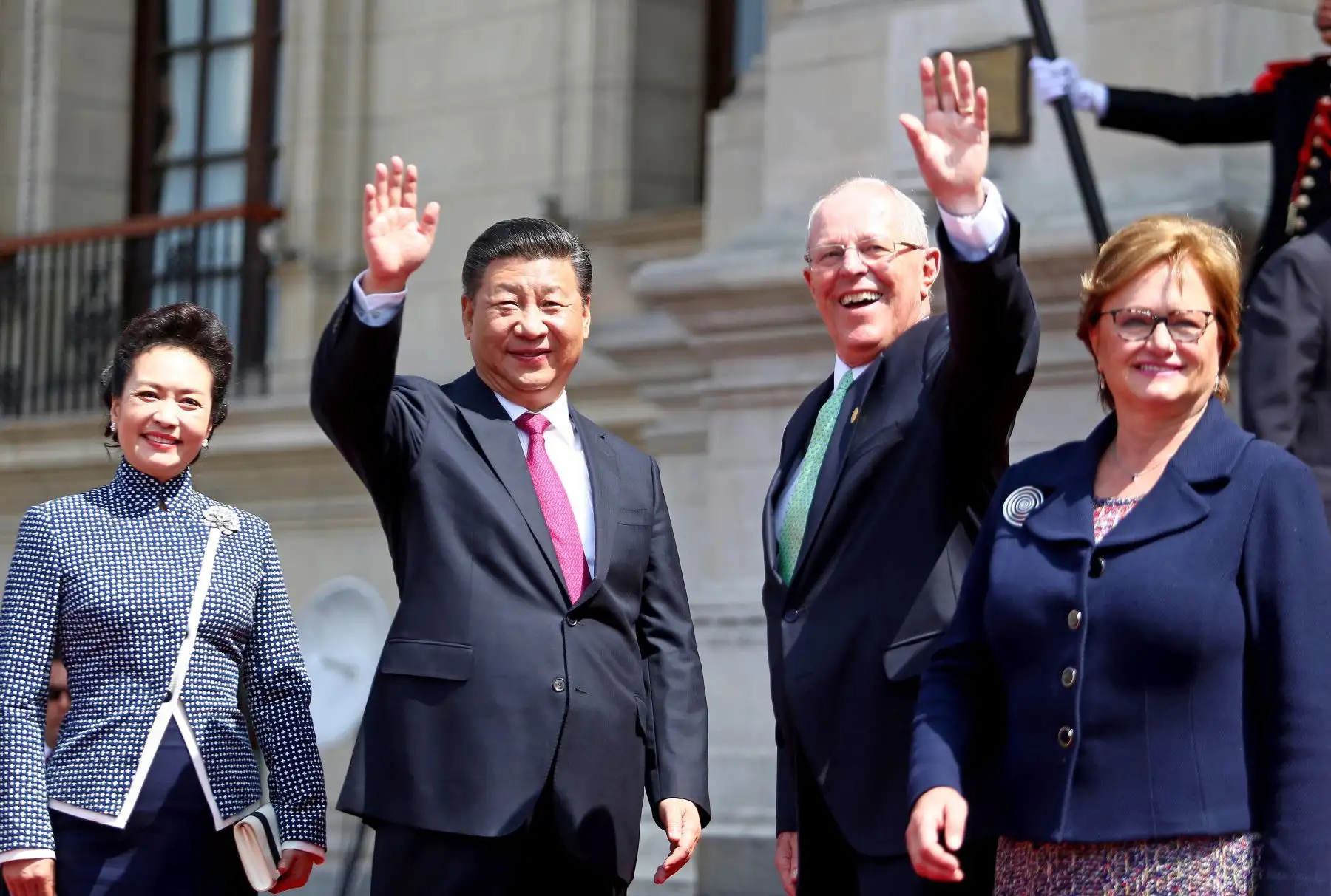 Ceremonia de bienvenida al presidente de China, Xi Jinping, en el Patio de Honor de Palacio de Gobierno Foto: ANDINA/ Prensa Presidencia