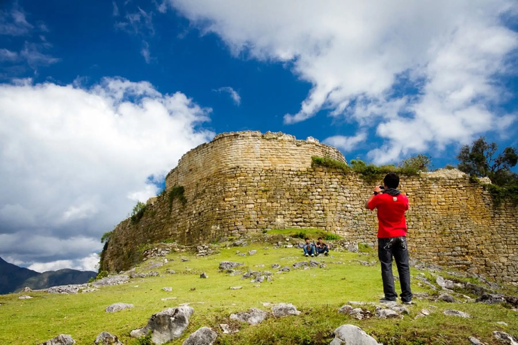 El complejo arqueológico Kuélap, en Amazonas, es uno de los destinos de Perú que despierta gran interés en el mercado británico. Foto: Promperú/Renzo Tasso